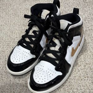 Nike Air Jordan Black/Gold High Top Sneakers